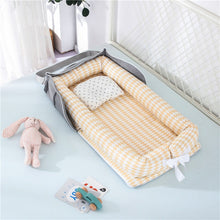 Load image into Gallery viewer, Newborn Baby Bassinet  Bed
